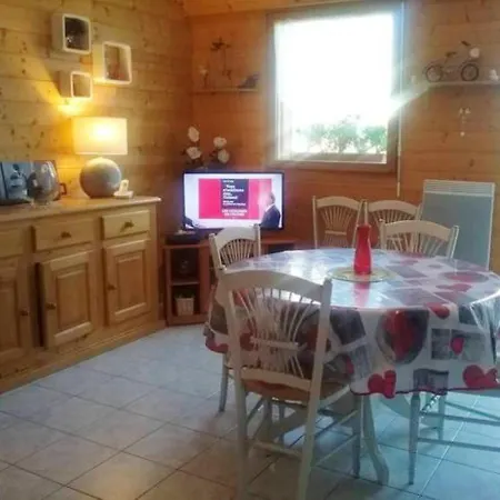 Appartement d'une chambre a Gerardmer avec magnifique vue sur le lac terrasse amenagee et WiFi a 150 m de la plage Appartement