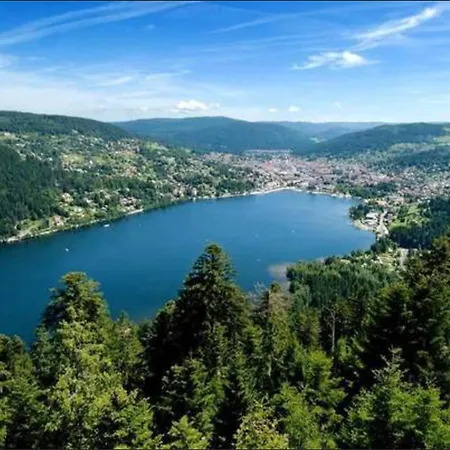 Appartement d'une chambre a Gerardmer avec magnifique vue sur le lac terrasse amenagee et WiFi a 150 m de la plage Appartement